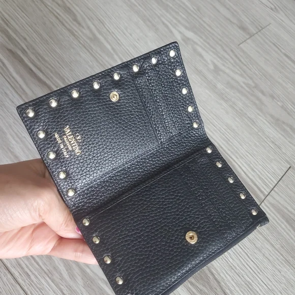 Valentino Card and Coins Wallet - Picture 3 of 16